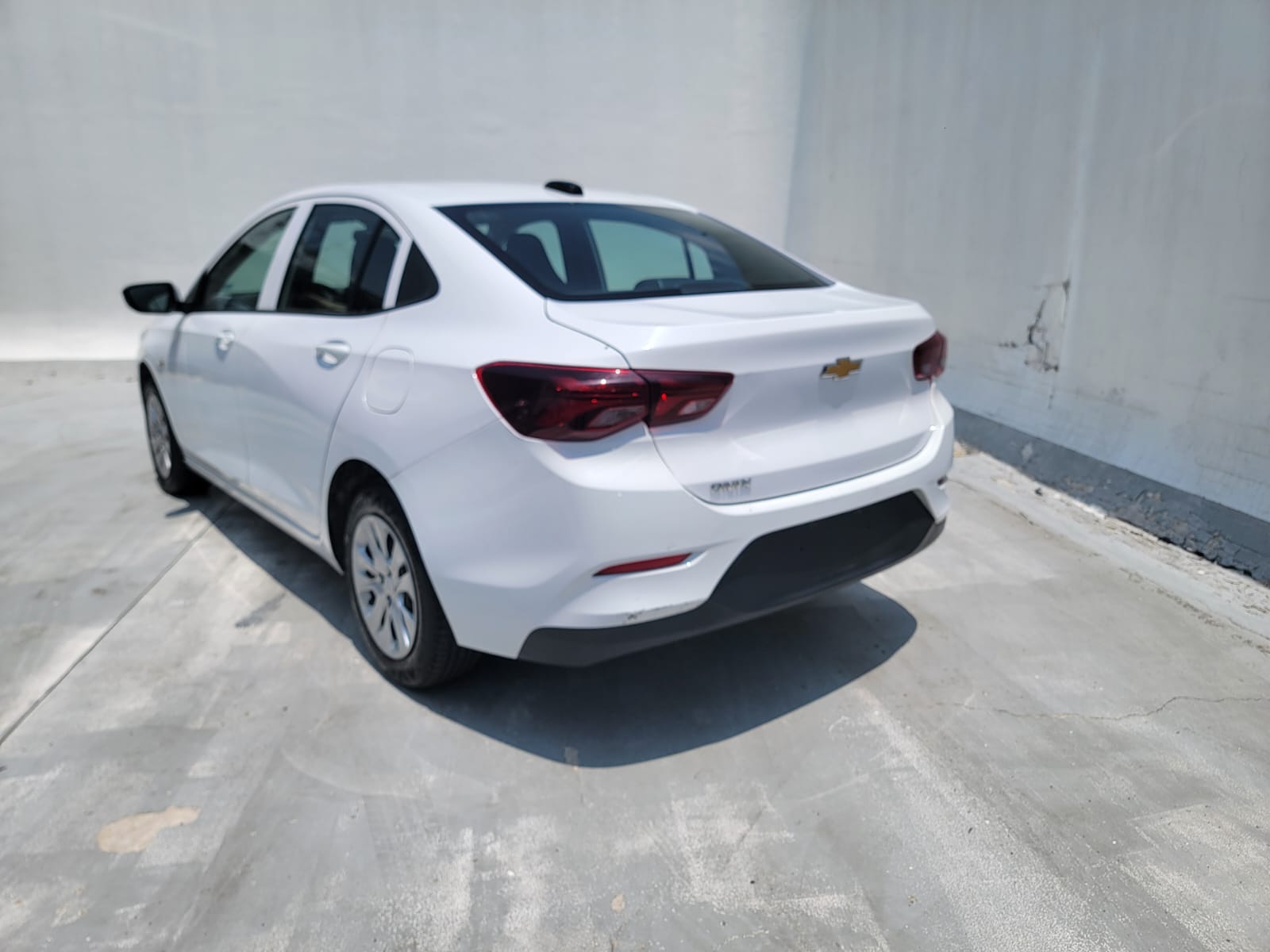 2022 Chevrolet ONIX A 4 PTS LS 10T TA AAC BA R-15