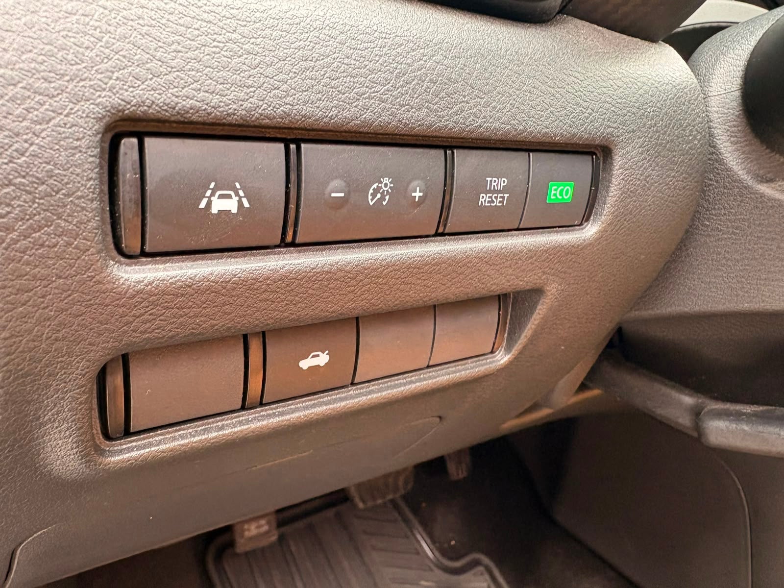 2025 Nissan SENTRA 4P SR BI-TONO L42.0 AUT