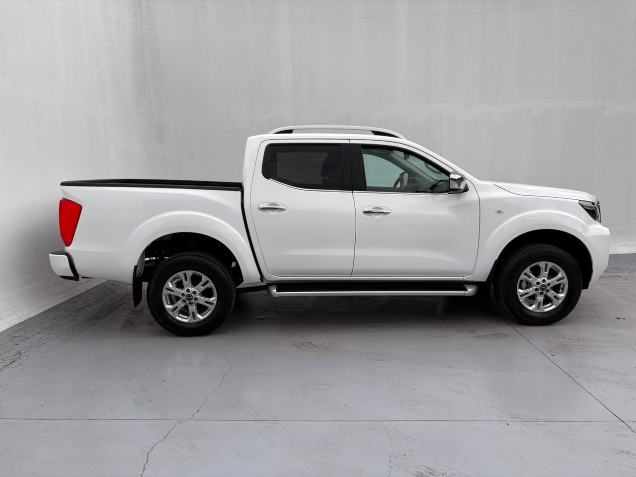 2025 Nissan FRONTIER 4P LE L42.5 MAN