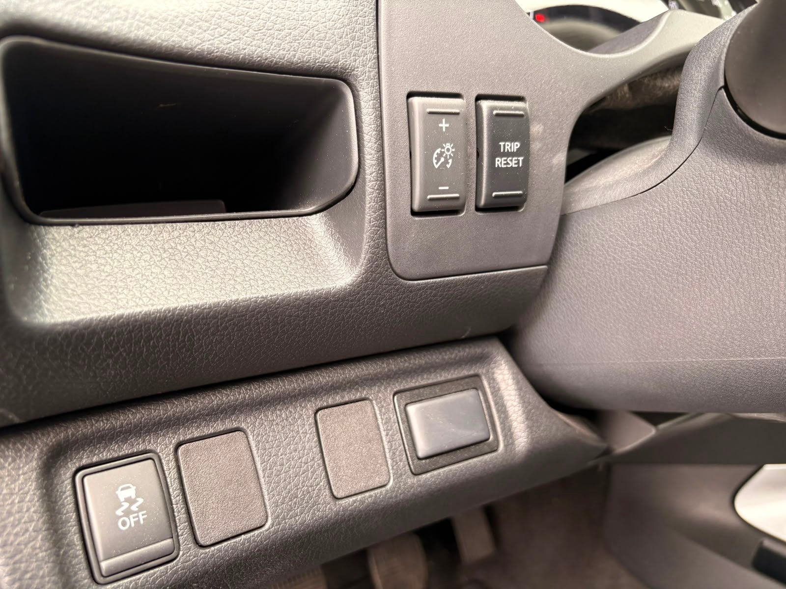 2025 Nissan FRONTIER 4P LE L42.5 MAN