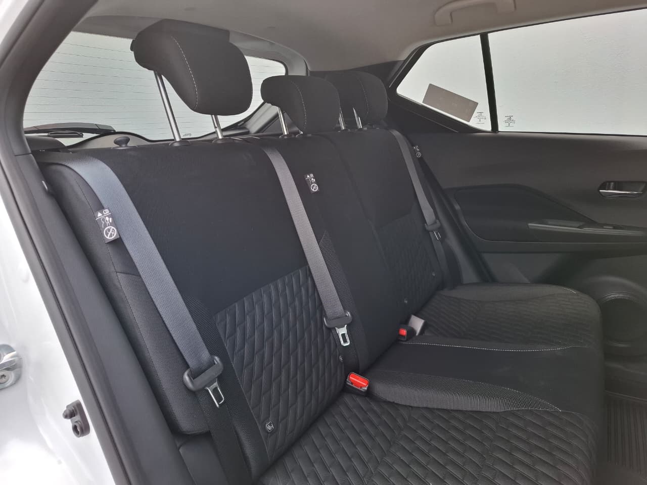 2025 Nissan KICKS 5P PLAY ADVANCE L41.6 AUT