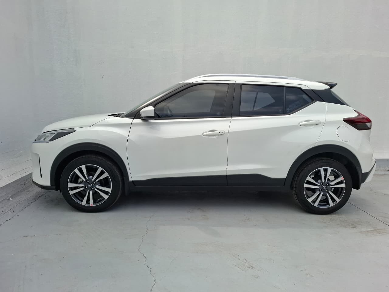 2025 Nissan KICKS 5P PLAY ADVANCE L41.6 AUT