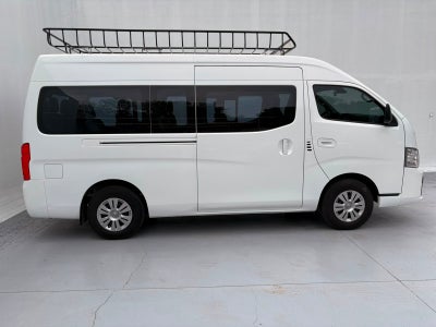 2024 Nissan URVAN 4P AMPLIA L42.5 MAN 15PAS PSEG