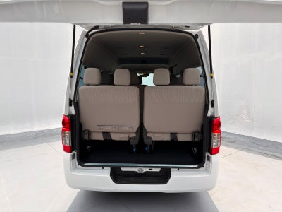 2024 Nissan URVAN 4P AMPLIA L42.5 MAN 15PAS PSEG