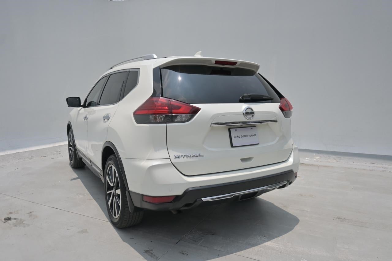 2018 Nissan X-TRAIL 5 PTS EXCLUSIVE CVT PIEL CD QC GPS 5 PAS RA-18