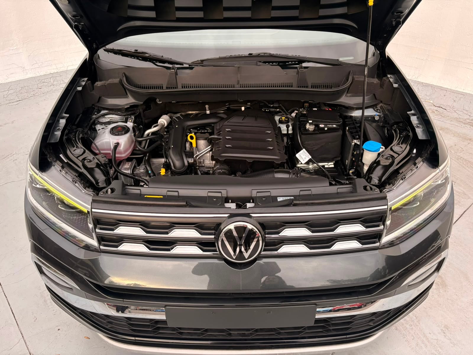 2022 Volkswagen T-CROSS 5 PTS HIGHLINE 10T TIPTRONIC AAC AUT PIEL FLED RA-17