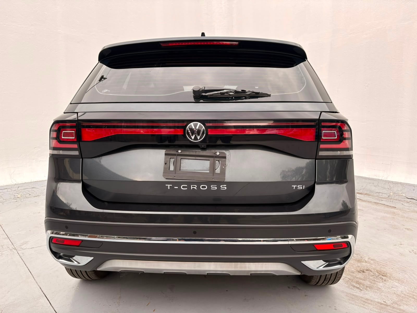 2022 Volkswagen T-CROSS 5 PTS HIGHLINE 10T TIPTRONIC AAC AUT PIEL FLED RA-17